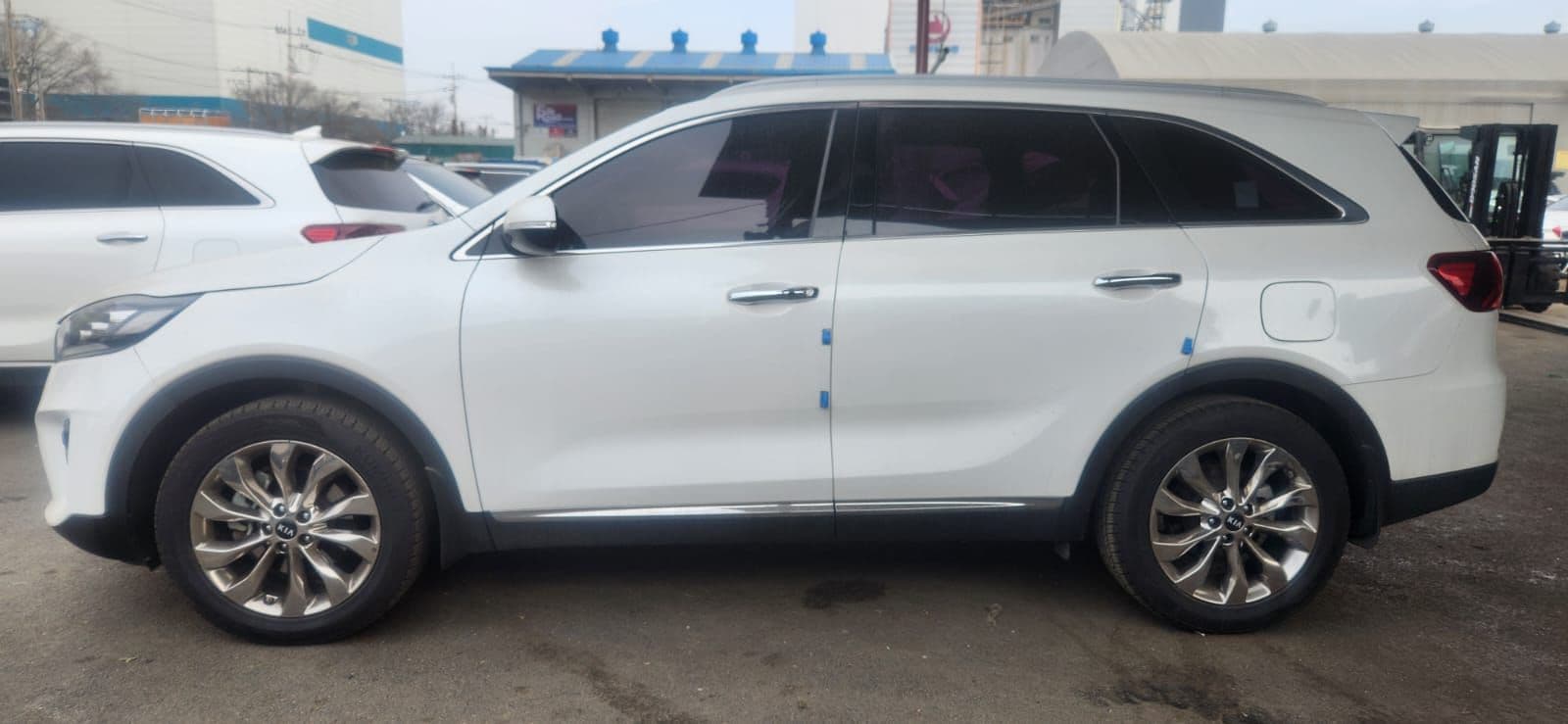 Carify Korea car delivery photo